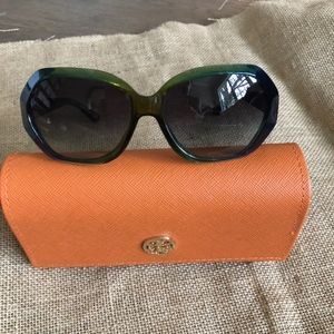 NWOT Tory Burch Sunglasses